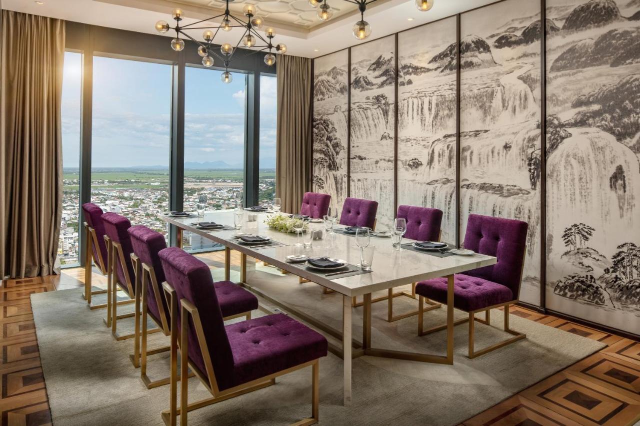 Melia Vinpearl Hue Hotel Bagian luar foto Private dining room