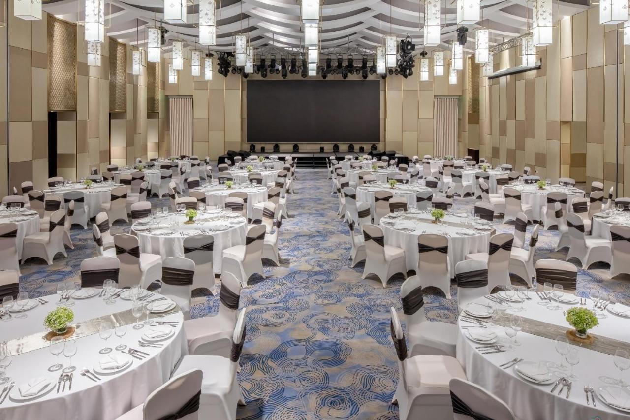 Melia Vinpearl Hue Hotel Bagian luar foto The Grand Ballroom